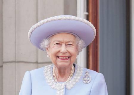 Família Real se reúne após chamado de médicos por estado de saúde da Rainha Elizabeth 2ª
