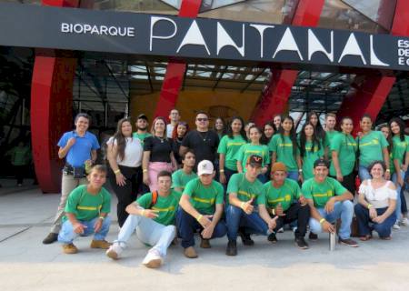 Alunos do 3º ano do ensino médio da Escola Luiz Carlos Sampaio visitam o Bioparque Pantanal