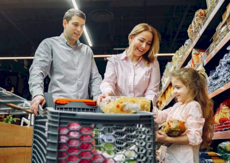 Inflação em alta muda hábitos alimentares das famílias nos EUA