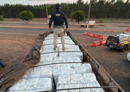 Caminhão com 10 toneladas de agrotóxicos é apreendido em Três Lagoas