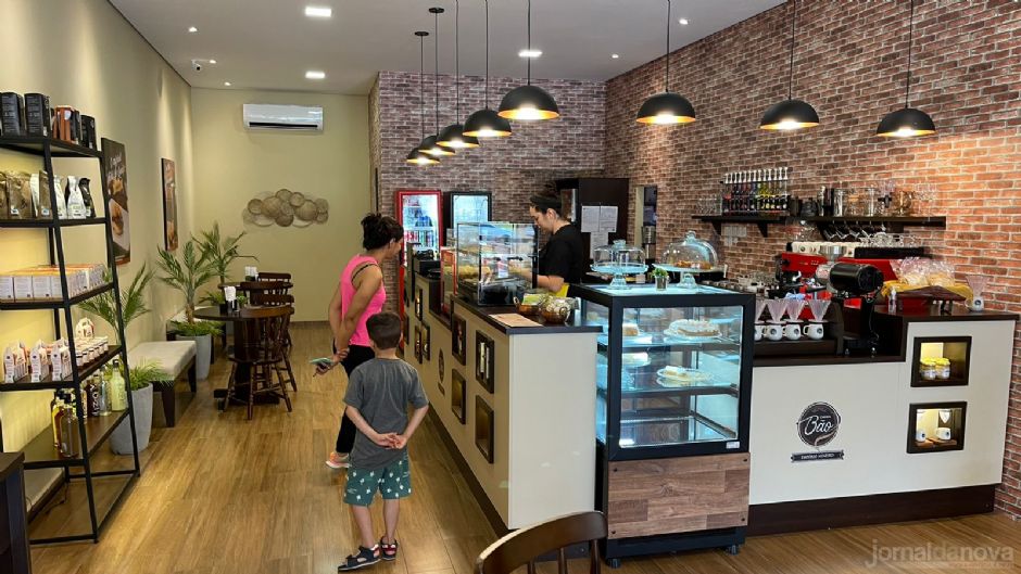 Com toque mineiro e foco nos cafés especiais, chega a Nova Andradina a Cheirin Bão