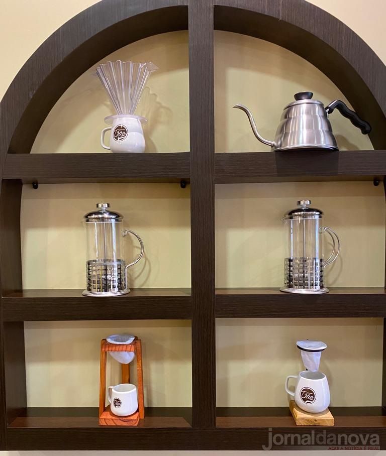 Com toque mineiro e foco nos cafés especiais, chega a Nova Andradina a Cheirin Bão