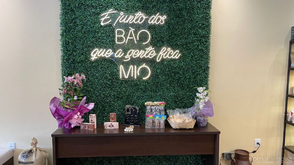 Com toque mineiro e foco nos cafés especiais, chega a Nova Andradina a Cheirin Bão