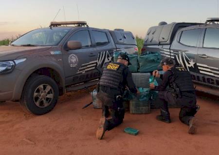 Vídeo: Em nova ação, DOF apreende 525 kg de pasta base de cocaína ao lado de pista para aviões na fronteira