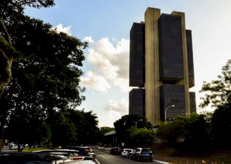 Copom define hoje a taxa básica de juros da economia, a Selic