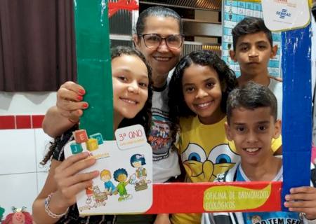 Estudantes de Novo Horizonte de Sul participam da Feirinha do JEPP e expõem produtos feitos em sala de aula