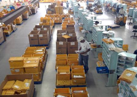 Correios vão leiloar 175 mil bens não entregues aos destinatários