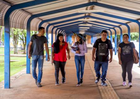 UEMS reserva 45% das vagas para cotistas no Vestibular 2023