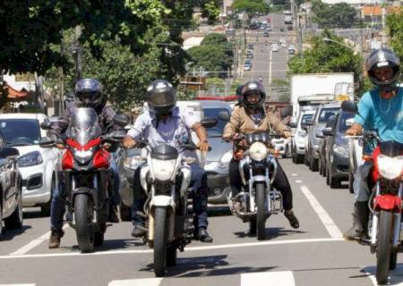 Oportunidade para quitar dívida de IPVA e licenciamento vai até fim do ano