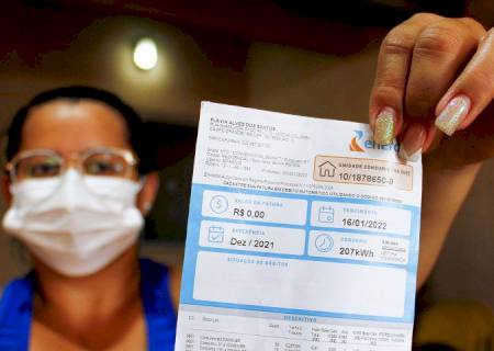 Mais de 152 mil famílias comemoram reforço no orçamento com o início do programa ''Conta de Luz Zero''