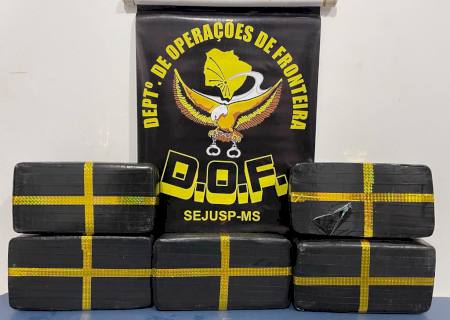 DOF apreende mais de cinco quilos de pasta base de cocaína em ônibus