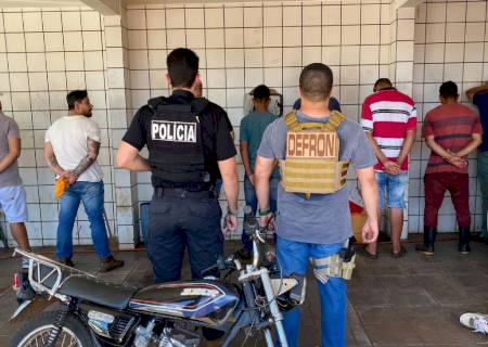 Dois são presos em Ponta Porã por posse ilegal de arma de fogo, tráfico e por praticar maus tratos de animais