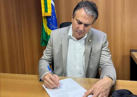 Piso nacional dos professores sobe para R$ 4.420,55