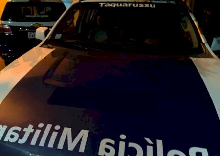 Homem é preso após desferir golpes de faca em colega de alojamento na cidade de Taquarussu