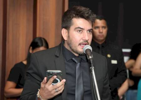 Relator vota a favor da condenação do PRTB e pela cassação de Rafael Tavares