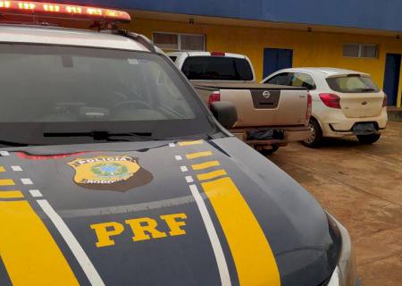 PRF recupera dois veículos em Ponta Porã