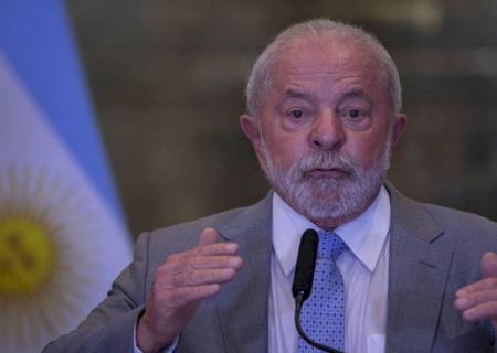 Lula tentará ajuda financeira dos Brics à Argentina