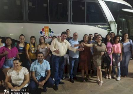 Prefeitura de Taquarussu entrega ônibus destinado para universitários que estudam em Nova Andradina