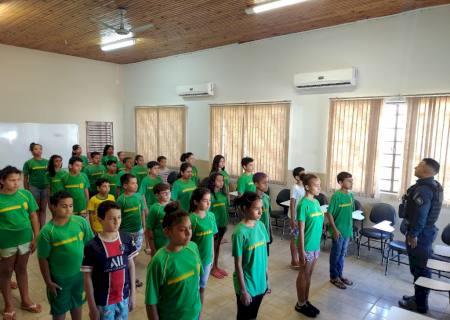 Em Taquarussu, PM inicia o ano letivo do Projeto Policial Mirim