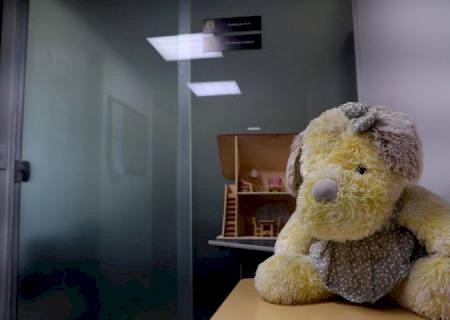 Tecnologia auxilia investigações para proteção de crianças e adolescentes em MS