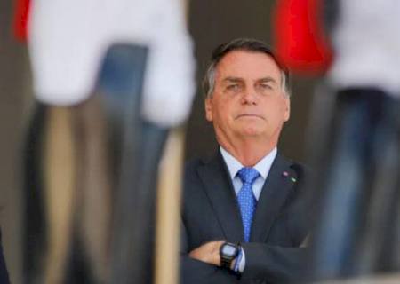 Bolsonaro vai depor à PF nesta terça e dizer que não se vacinou contra a Covid-19