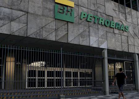 Petrobras anuncia fim da paridade internacional de preços do petróleo