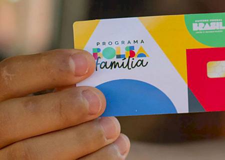 Bolsa Família paga valor extra e benefício é o maior da história