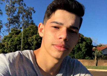 Jovem morre e duas pessoas ficam gravemente feridas em acidente na BR-376