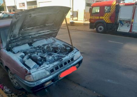 Incêndio em veículo mobiliza Corpo de Bombeiros Militar em Nova Andradina