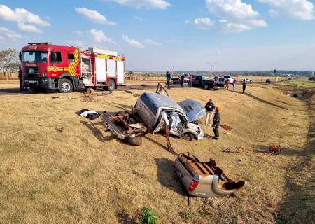 Motorista morre e outras três pessoas ficam feridas em colisão entre caminhonetes em Sidrolândia