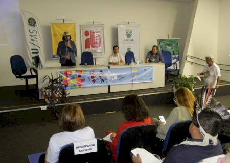 Experiência de Batayporã na regularização fundiária pauta mesa-redonda do I Seminário Estadual de Reforma Urbana