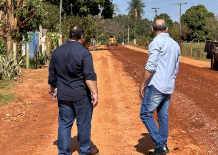 Primeira frente de serviço pavimentação começa na rua Vila Nova em Taquarussu