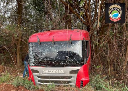Polícia Civil localiza em Dourados cabine e peças de caminhão roubado ano passado no Paraná