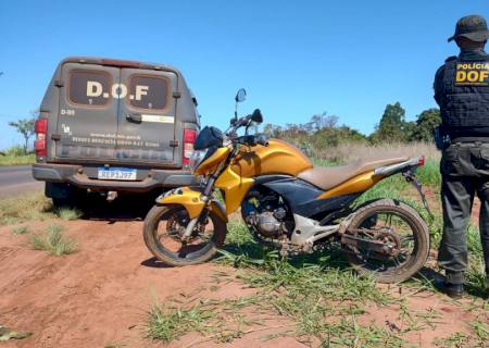 Motocicleta furtada em 2019 é recuperada pelo DOF em Amambai