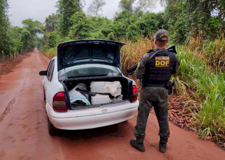 Traficante abandona carro com 250 kg de maconha ao avistar a polícia em Iguatemi