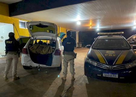 Traficante abandona carro com carga de maconha após fuga da PRF em Ponta Porã