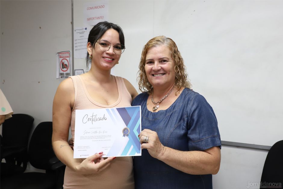 Investindo no Conhecimento: Professores municipais recebem certificação em Informática