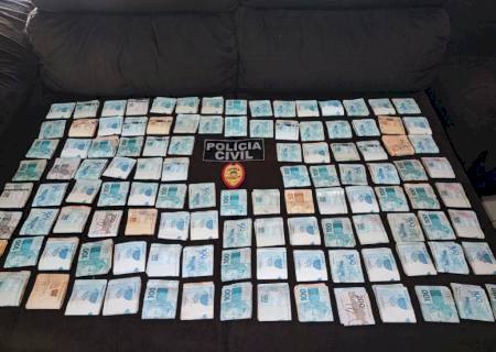 Polícia Civil apreende R$ 114 mil durante cumprimento de busca e apreensão em Água Clara