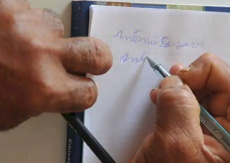 Saldos remanescentes do Brasil Alfabetizado vão para jovens e adultos