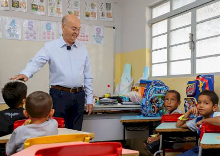 Mais de 6,7 mil alunos matriculados na rede municipal voltam às aulas em Nova Andradina