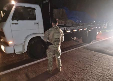 Em caminhão abandonado, PF apreende carga de drogas em Corumbá