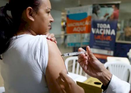 Saúde antecipa vacinação contra gripe; campanha começa em 25 de março