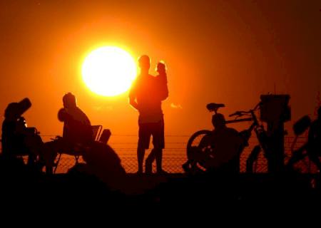 Temperaturas acima da média e baixa umidade do ar geram alerta em nova onda de calor