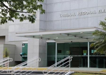 TRE-MS multa pré-candidato a prefeito por propaganda antecipada em Caarapó