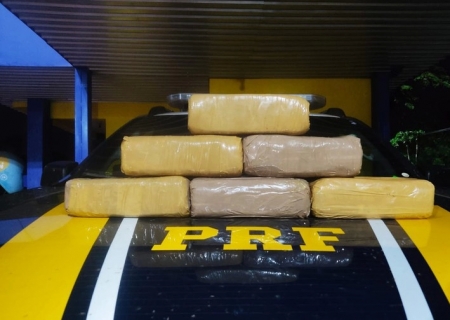 Irmãs são presas transportando cocaína escondida em caixas de suco em MS