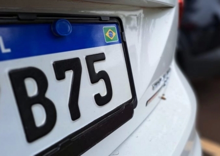 Junho é mês de licenciar veículos com placas terminadas em 4 e 5 no Mato Grosso do Sul