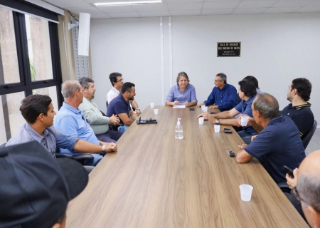 Caravina discute melhorias das estradas vicinais com prefeito e produtores rurais de Aquidauana