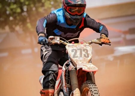 Piloto de Nova Andradina participa da 3ª etapa do Campeonato Brasileiro de Motocross em Campo Grande