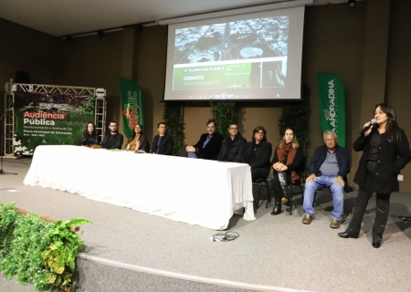 Nova Andradina avalia Plano Municipal de Educação em audiência pública