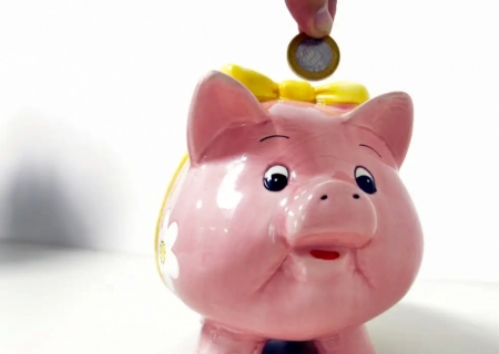 Retiradas da poupança superaram as aplicações em abril